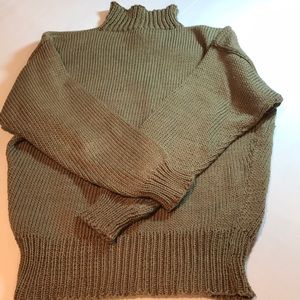 ☔️Country Fair women’s sweater size small